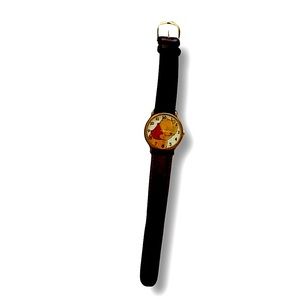 Vintage Winnie the Pooh Wristwatch with Leather Band